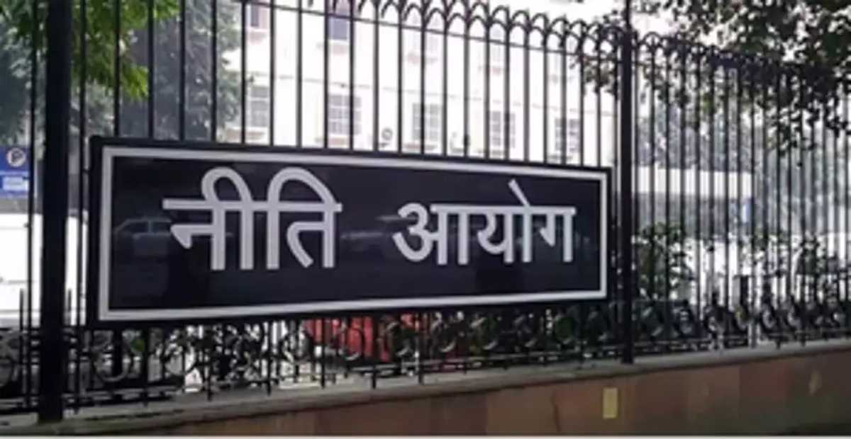 एमपीआई मौद्रिक मीट्रिक की तुलना में अधिक सूक्ष्म दृष्टिकोण पेश करता है एमपीआई मौद्रिक मीट्रिक की तुलना में अधिक सूक्ष्म दृष्टिकोण पेश करता है